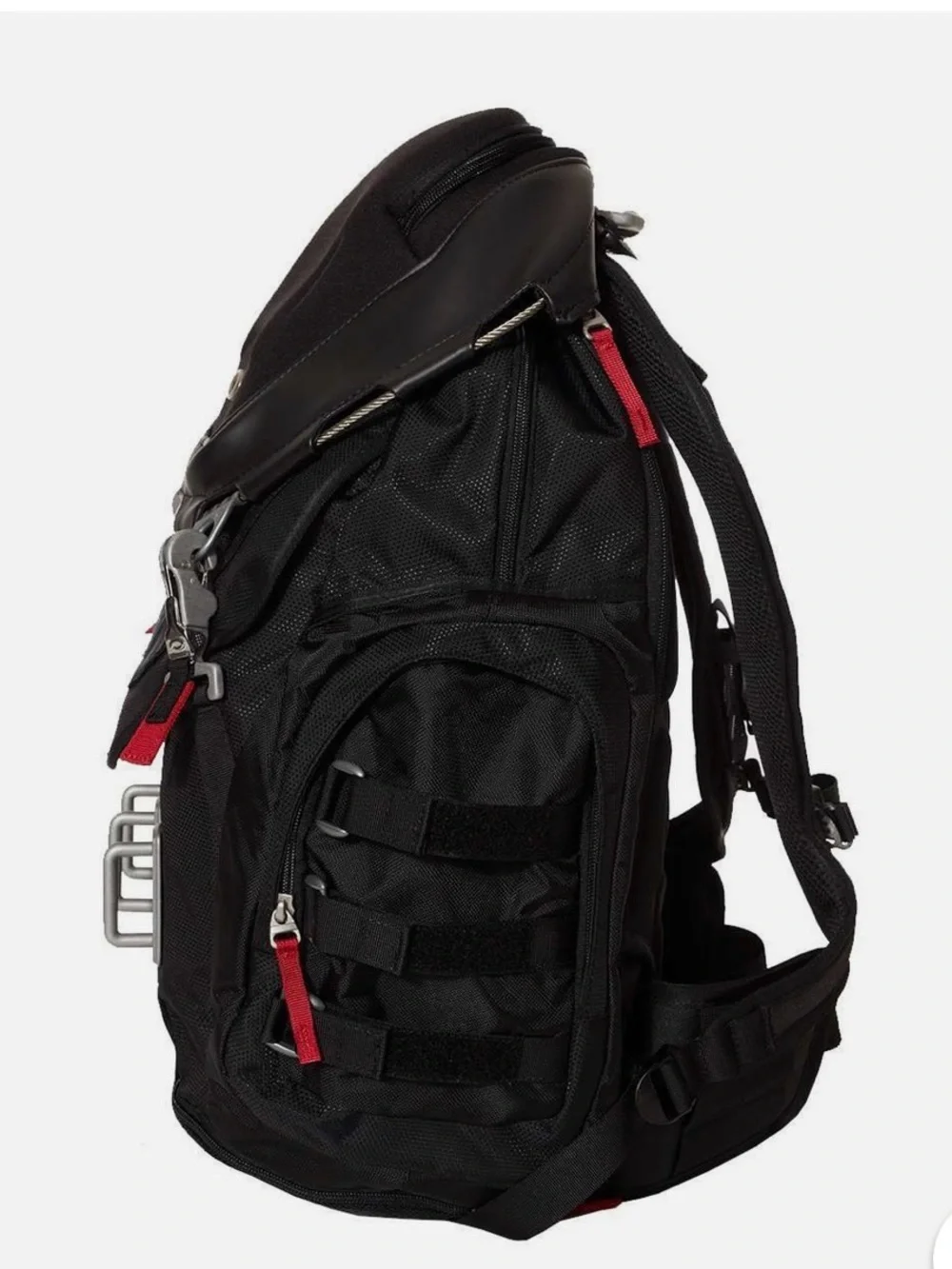 NWT Oakley kitchen sink backpack